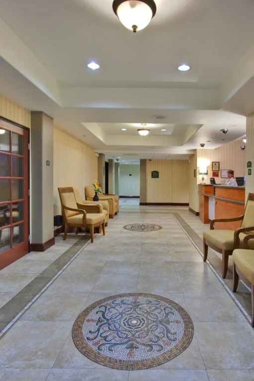 Lobby & Reception