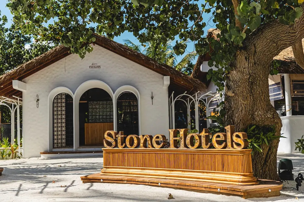 Stone Hotel Dhiffushi — фото