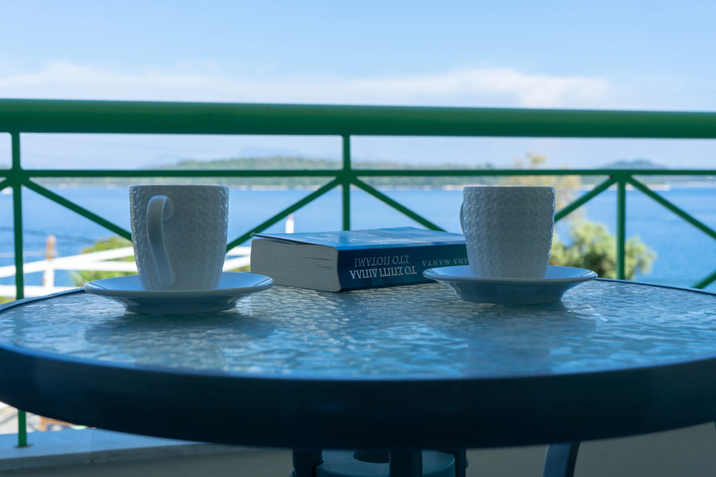 Tropicana Inn