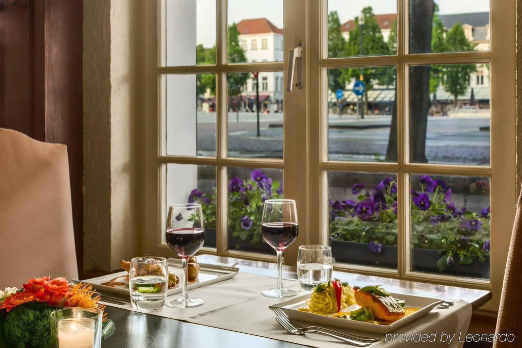 NH Brugge Hotel - Général