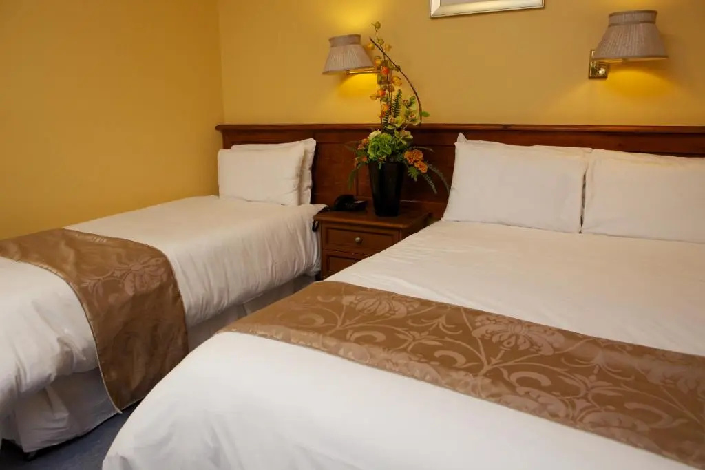 Leens Hotel - Chambres