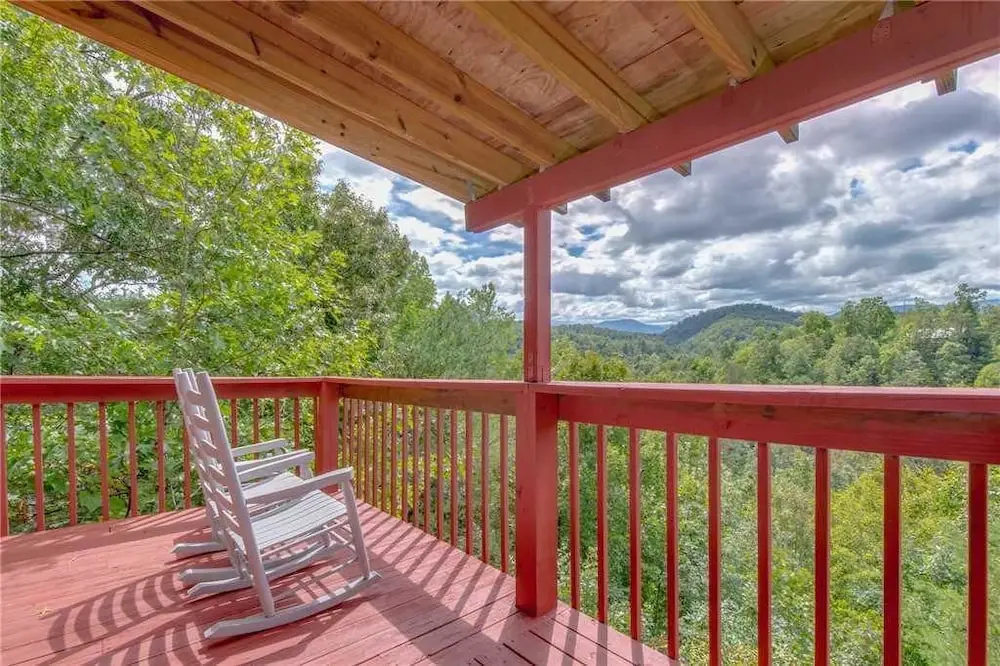 Eagle Ridge - Three Bedroom Cabin
