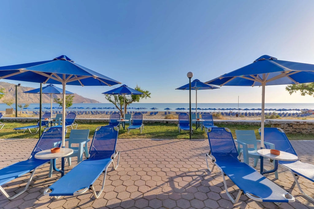 Beach & Waterfront