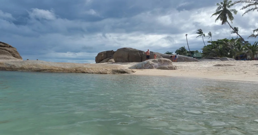 Beach & Waterfront