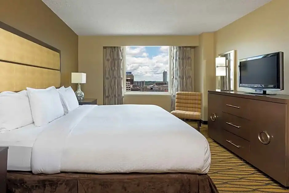 Mobility accessible Double room with balcony (full double bed)