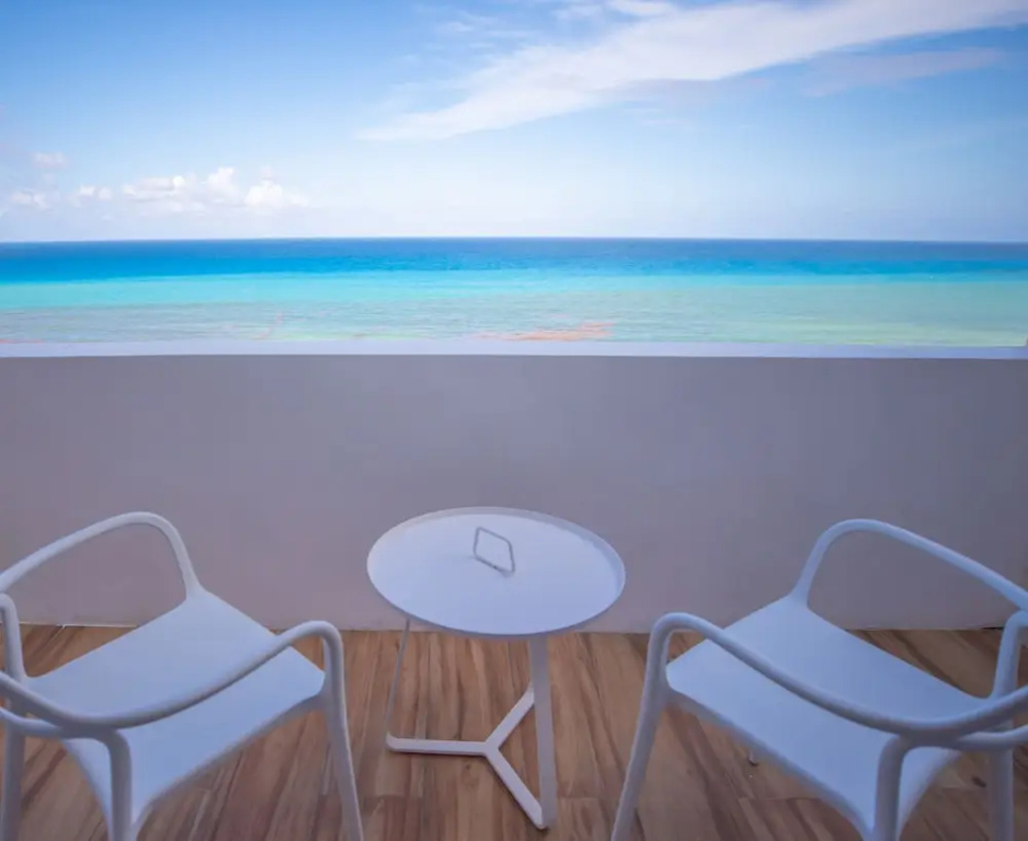 3 Bedrooms Standard Penthouse room beachfront