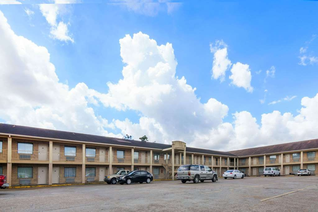 SureStay Plus by Best Western Beaumont