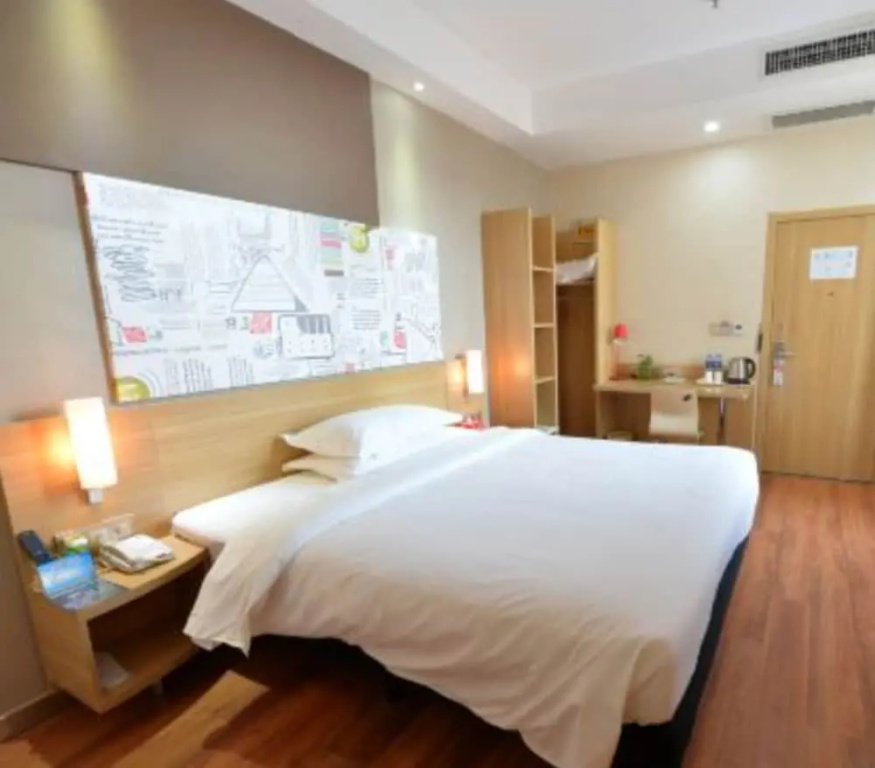 Superior Double room (full double bed)