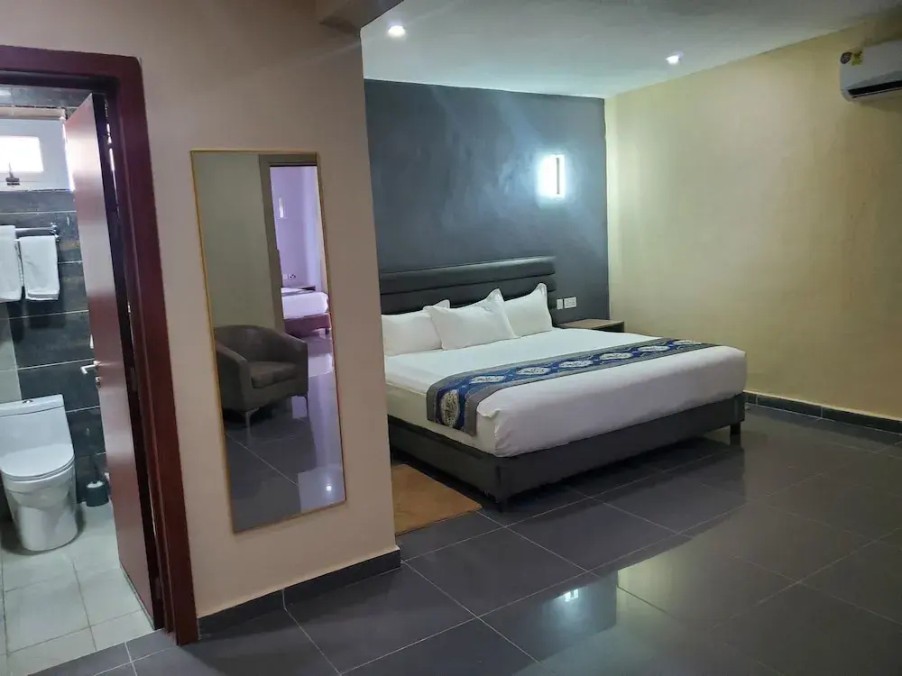Hotel photo 12