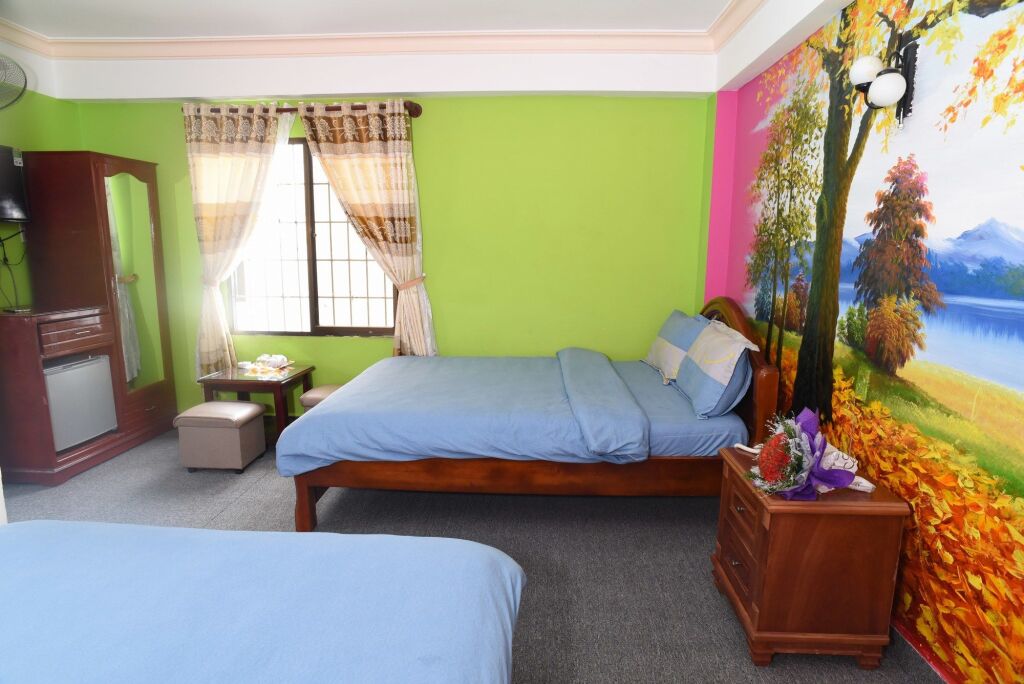 Ken's Backpackers Hotel by null