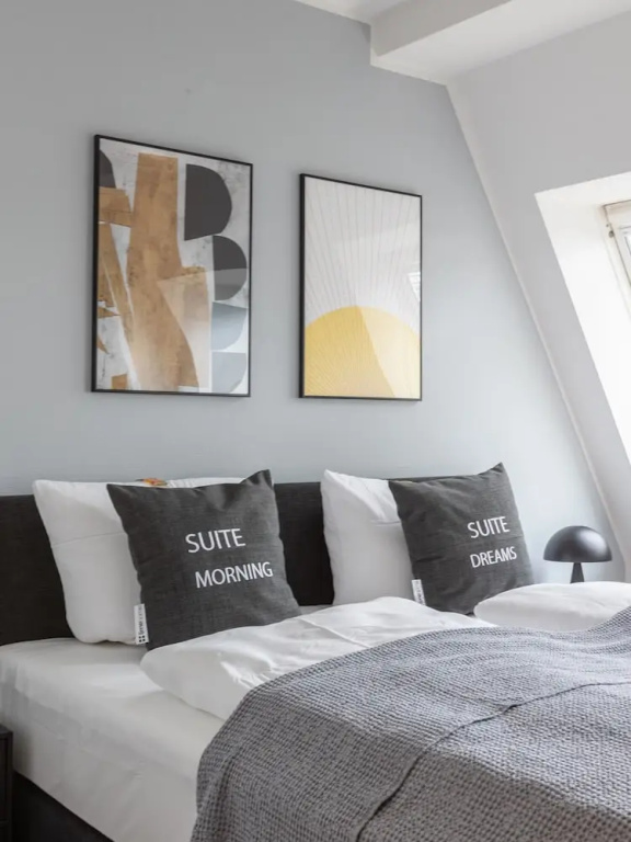 1 Bedroom Duplex Suite with balcony
