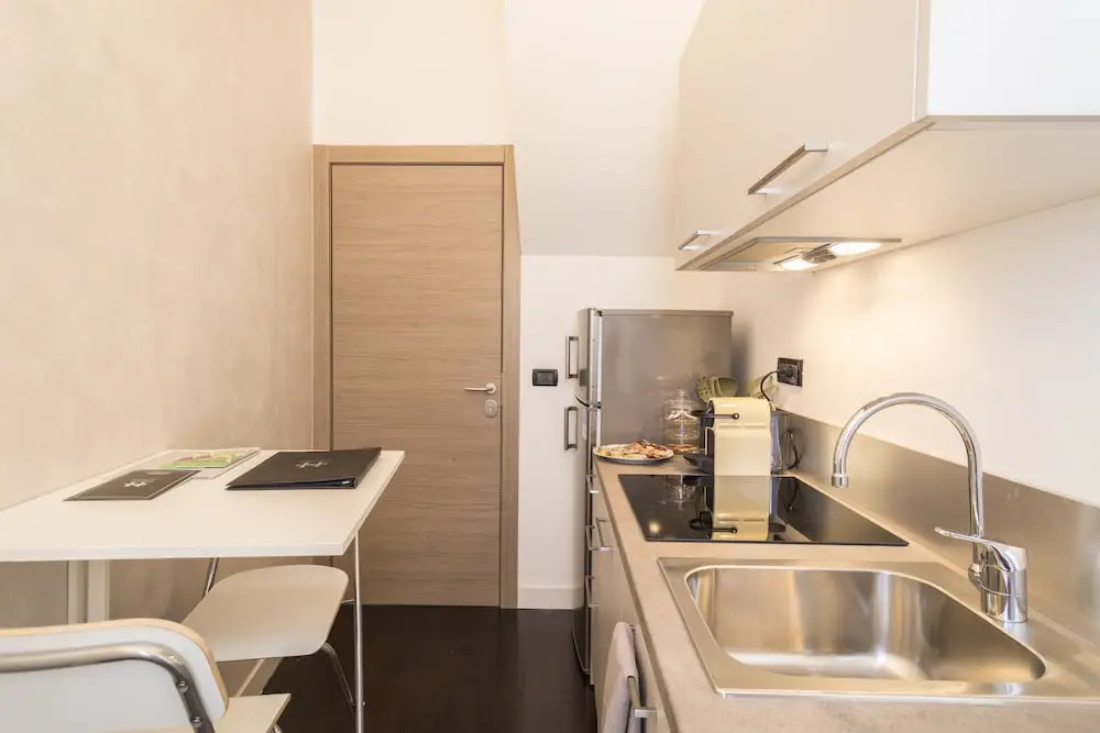 Double Apartment (full double bed)