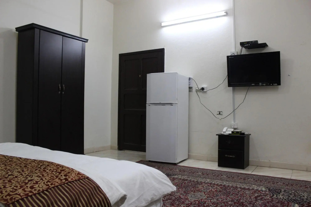 Al Eairy Furnished Apartments Al Baha 4 - фото 6