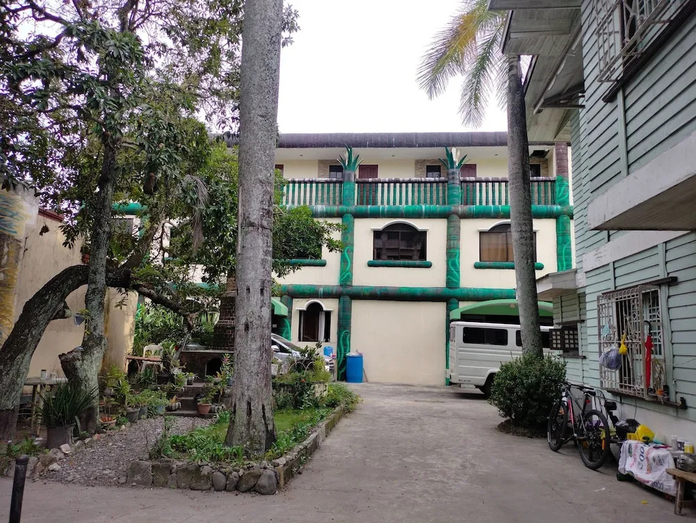 OYO 800 Ddd Habitat Dormtel Bacolod