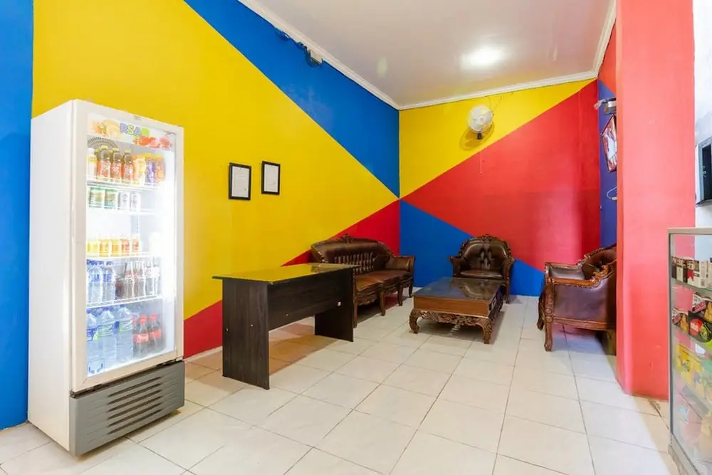 Lobby & Reception