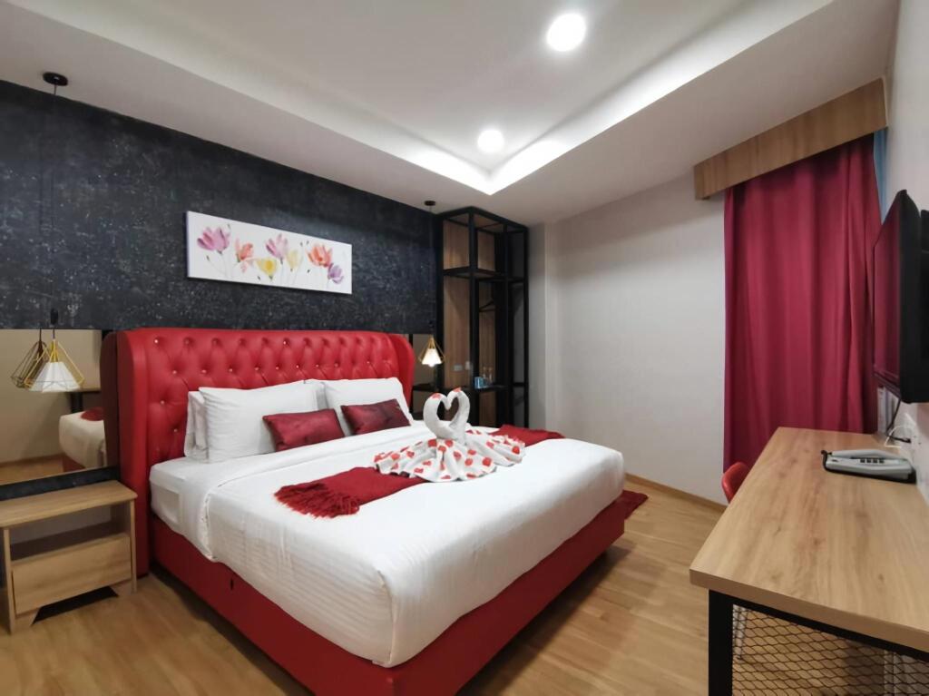 Smile Hotel Selayang Point