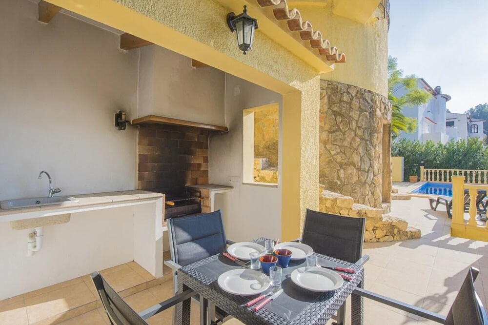 Villa - 3 Bedrooms with Pool - 105015
