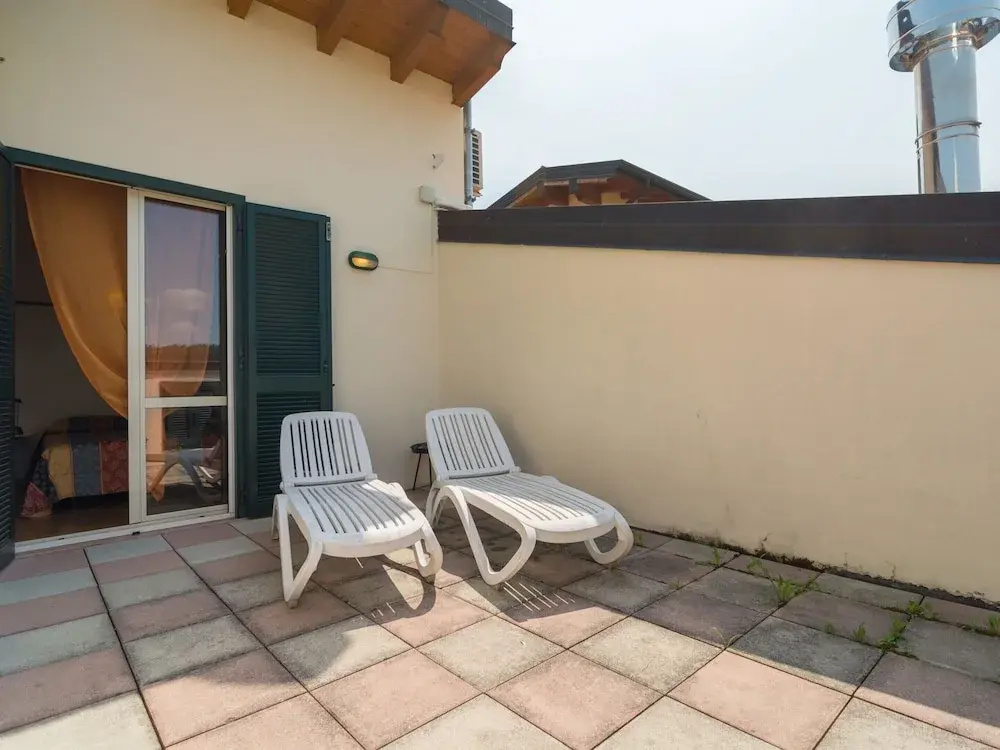 Modern Salo Flat With Pool