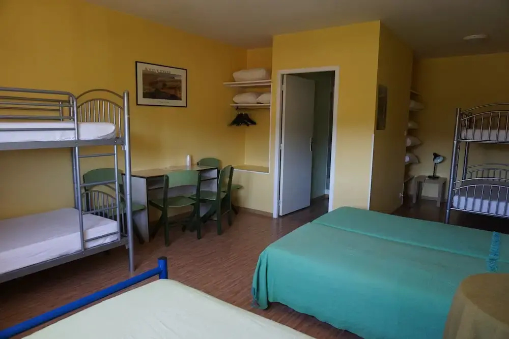 Comfort room