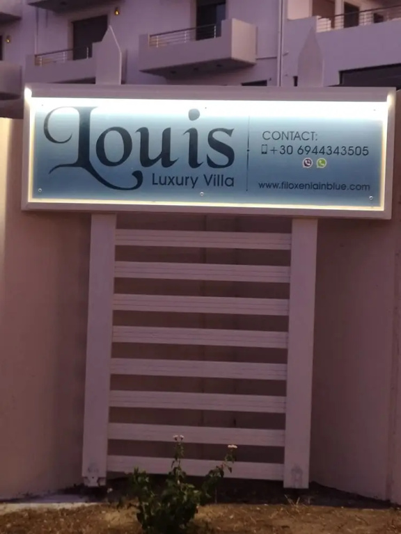 Louis Luxury Villa