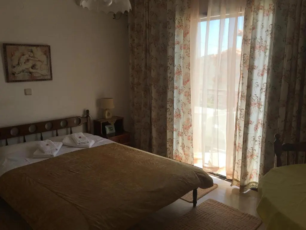 Studio with partial sea view
