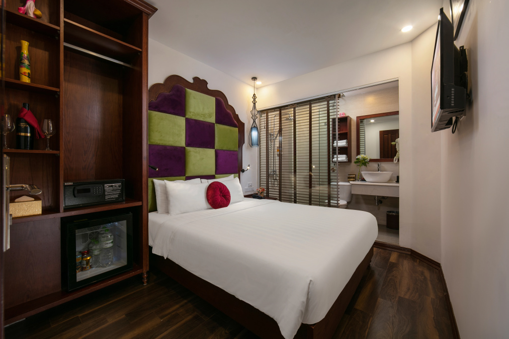 Bedroom