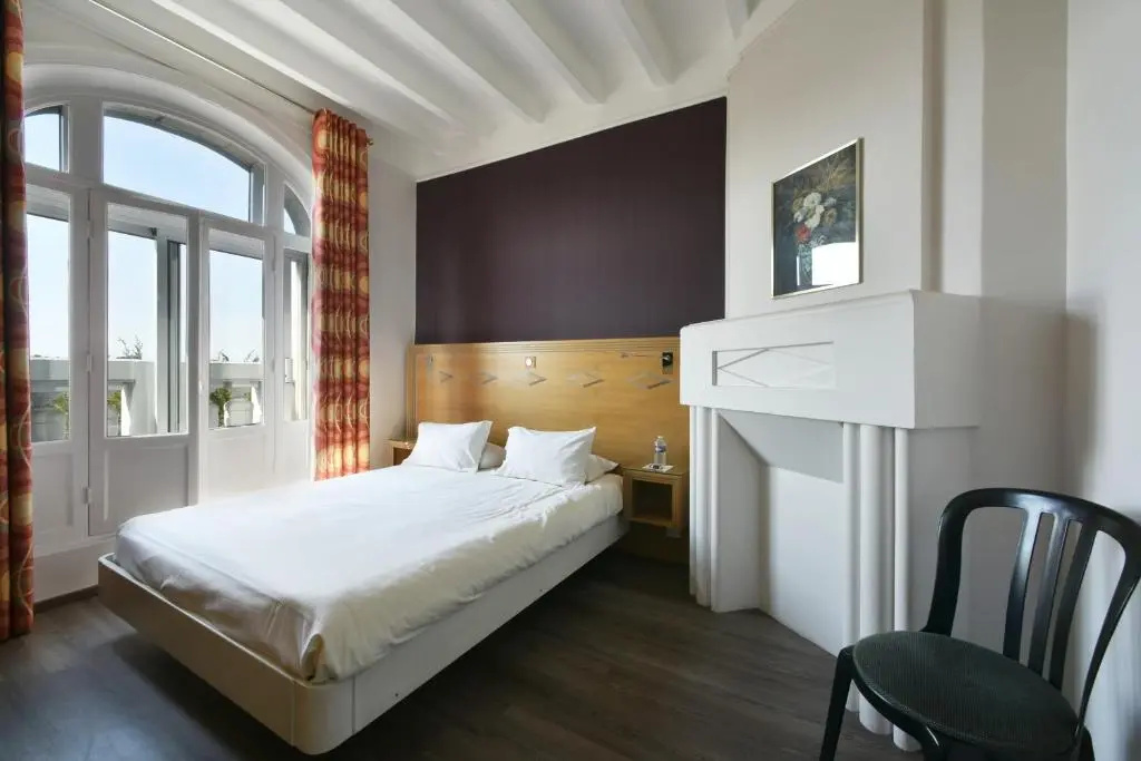 Hôtel Moderne - Chambres