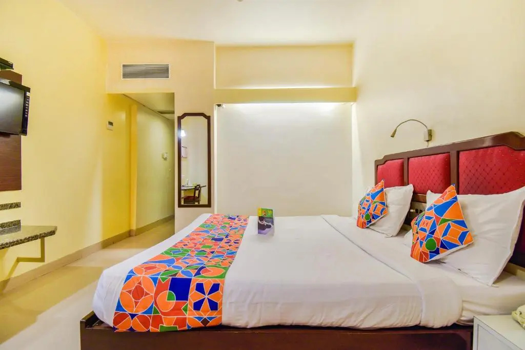 Hotel Ashish Plaza