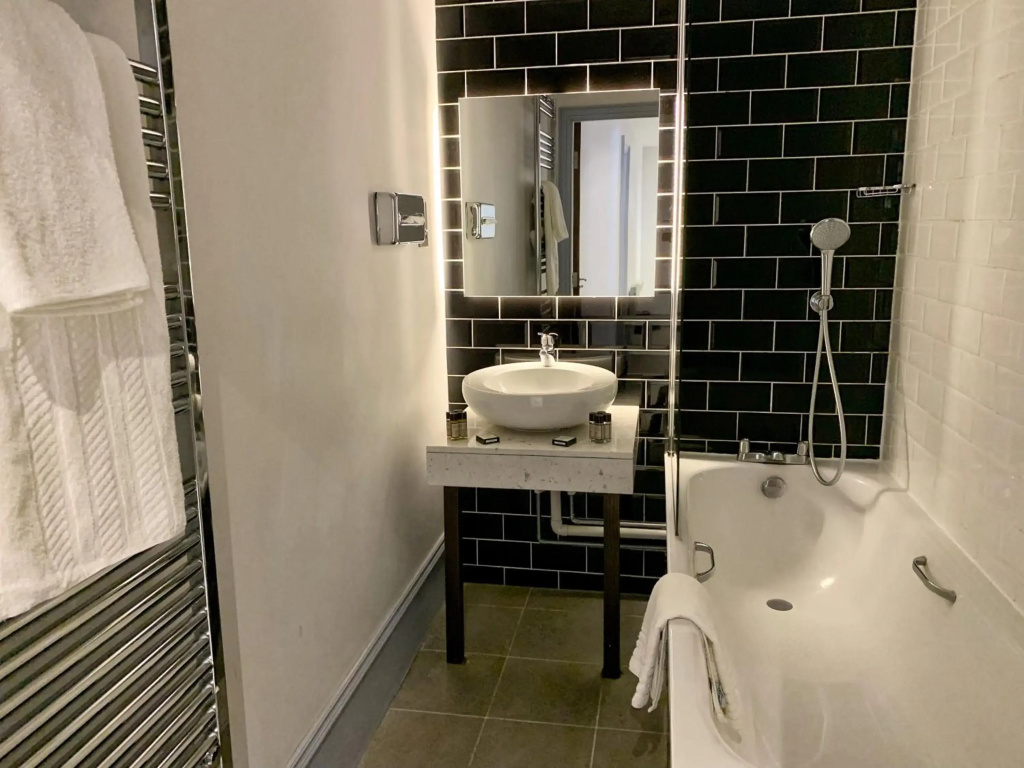 Hotel photo 11