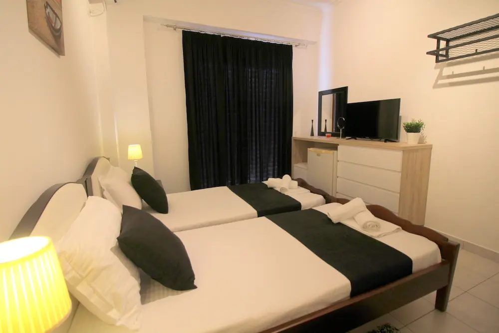 Economy Double room (twin beds)
