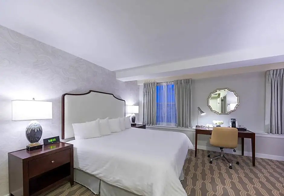 Standard Suite