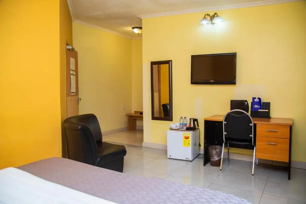 Standard Double room (full double bed)