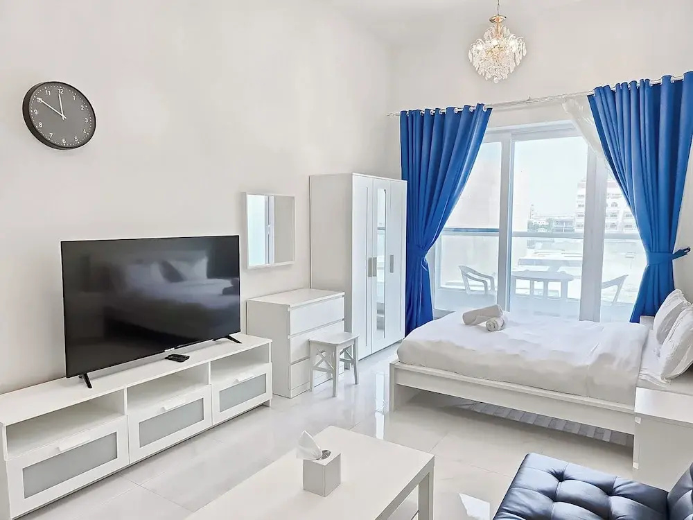 Standard Double Studio (full double bed)