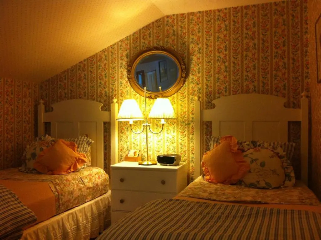 Standard Double room (twin beds)