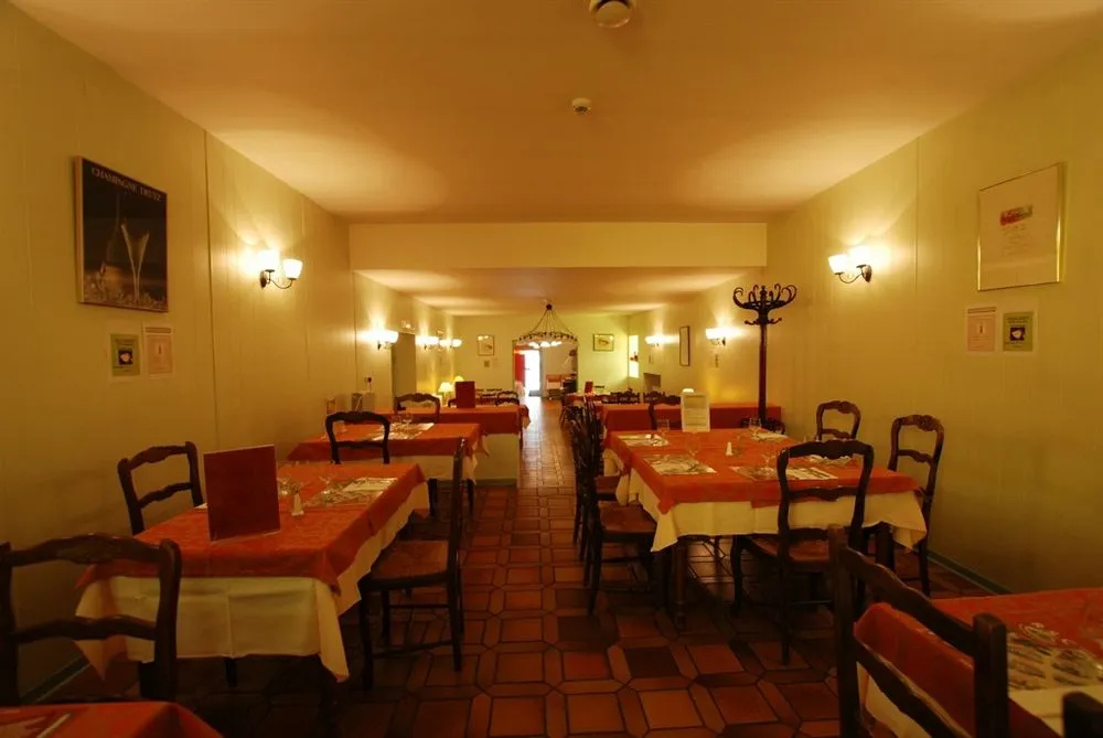 Hotel photo 12
