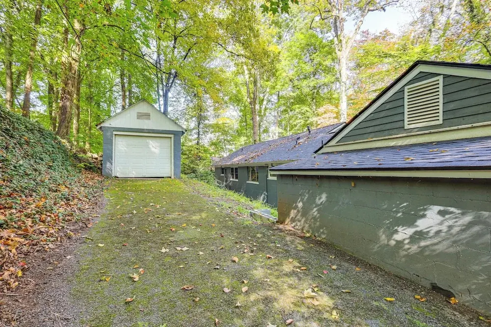 Family-friendly Knoxville Home: Close to UT!