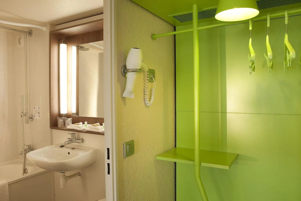 Hotel photo 8