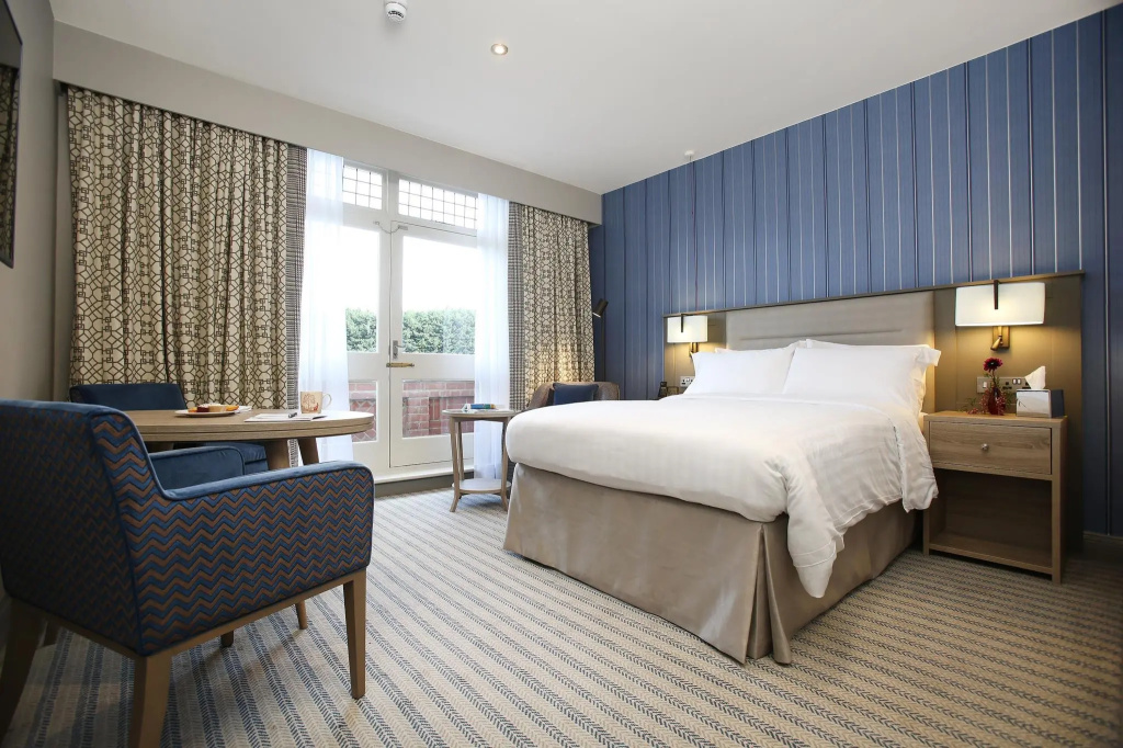 Classic Double room (full double bed)