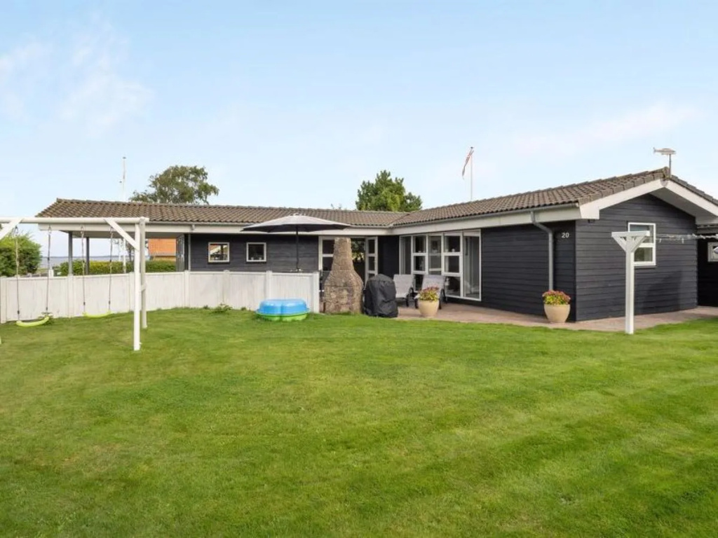 "Ayna" - 150m from the sea in SE Jutland