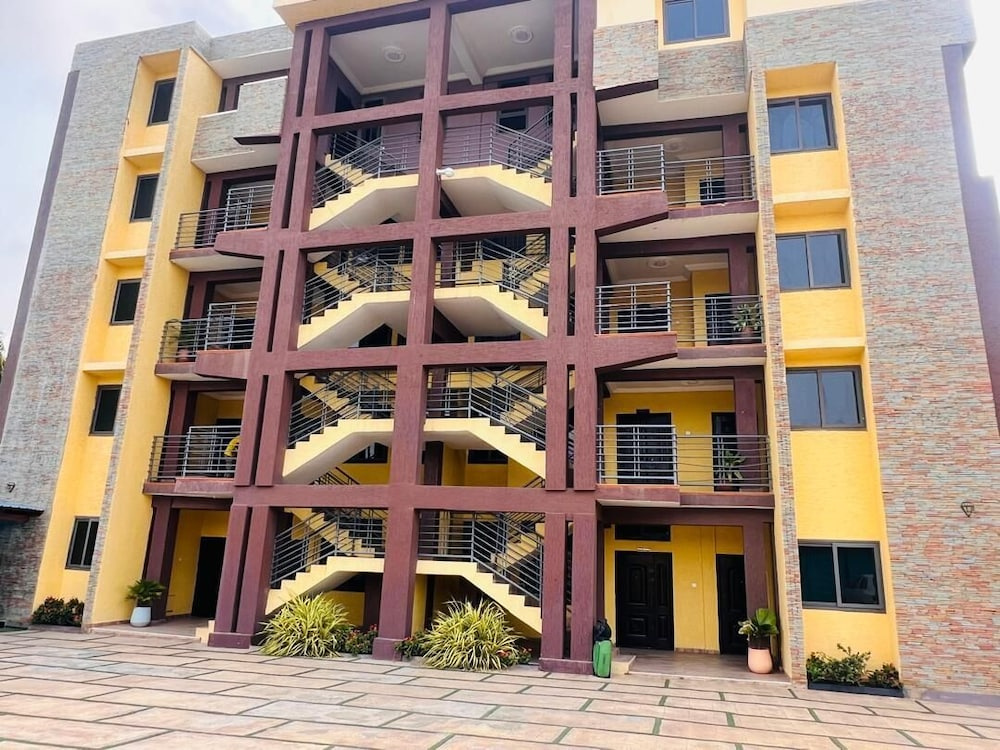 Stay Easy Apartment & Conference Centre
