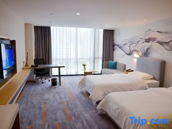 Business Double room with city view (twin beds)