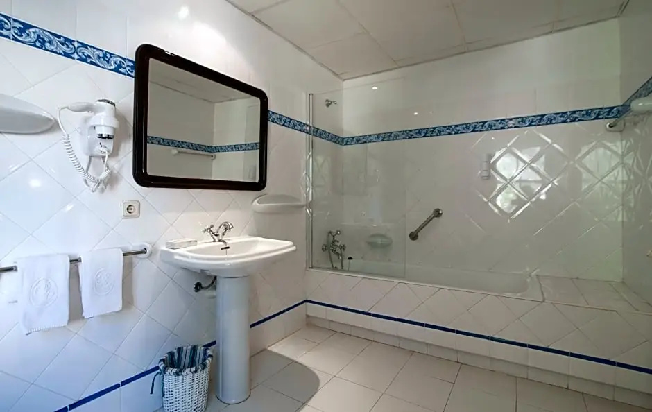 Hotel Bahia - Chambres