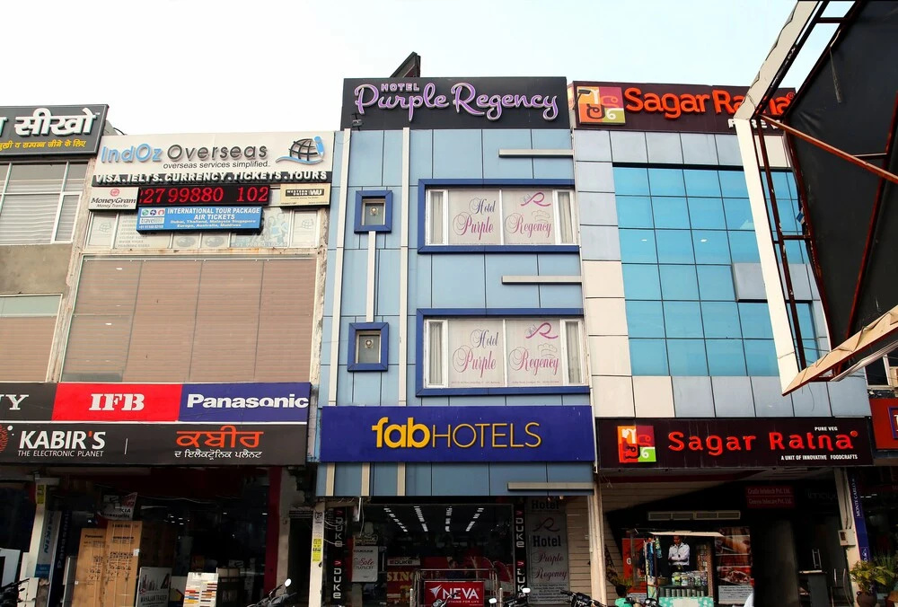 FabHotel Purple Regency Zirakpur