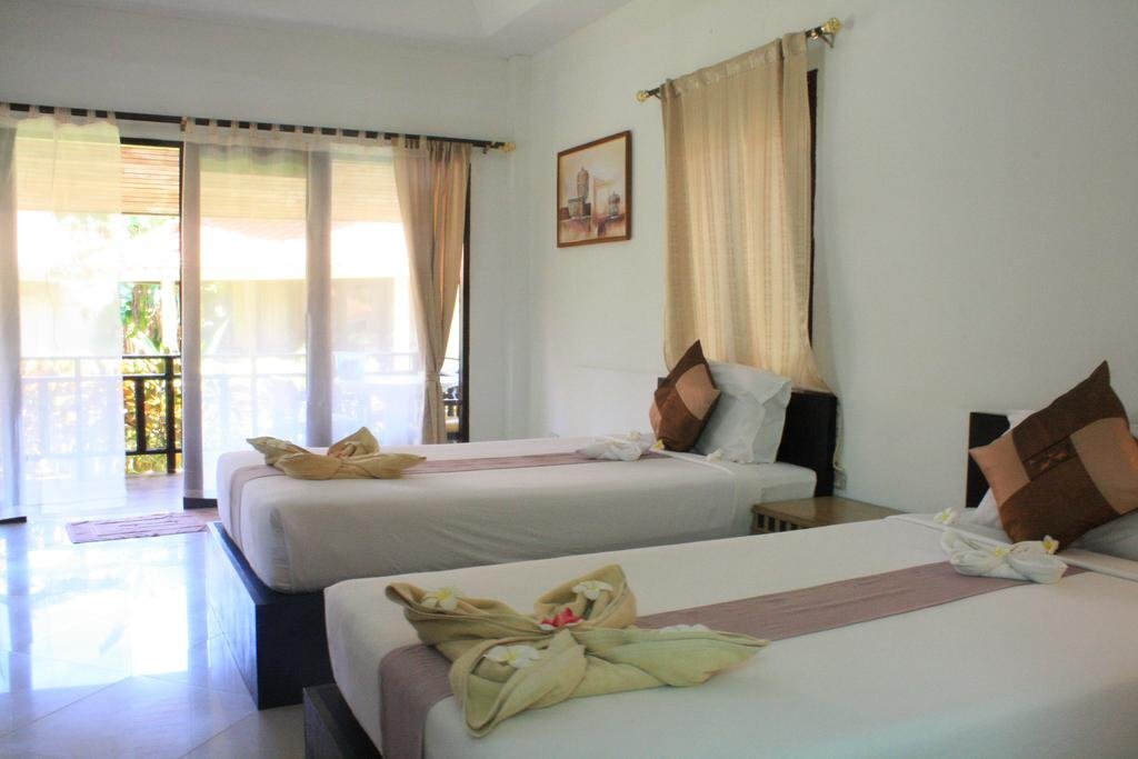 gallery_image_hidden_4