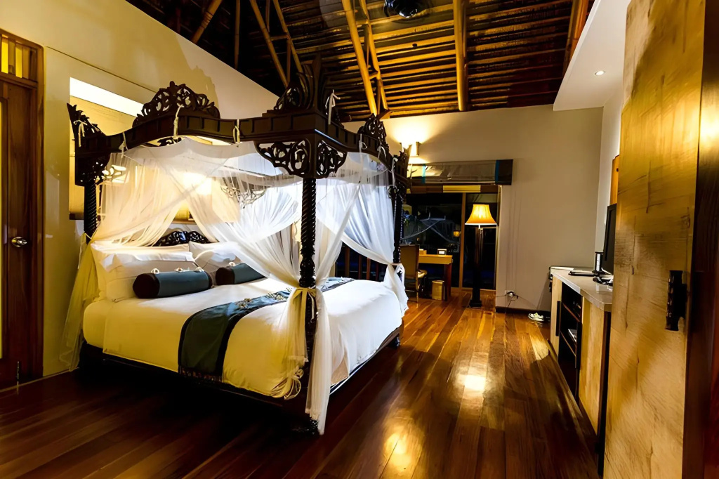 Eskaya Beach Resort and Spa - фото 4