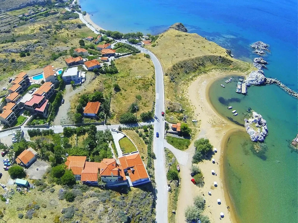 Beach & Waterfront