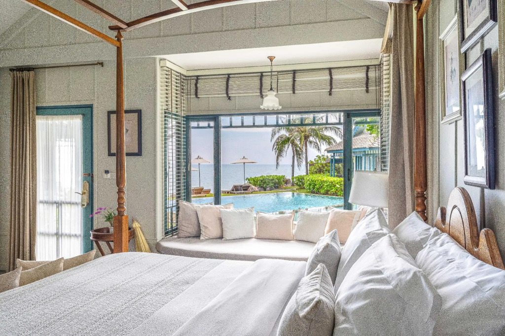 Villa with sea view