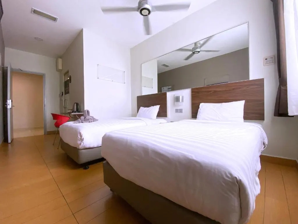 Standard Double room (twin beds)