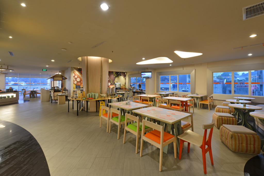 HARRIS Hotel & Conventions Ciumbuleuit Bandung - фото 31