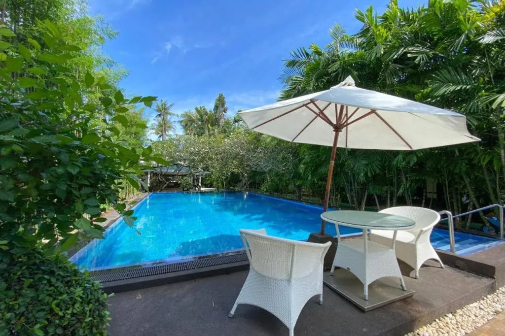 Lokal Phuket - Général